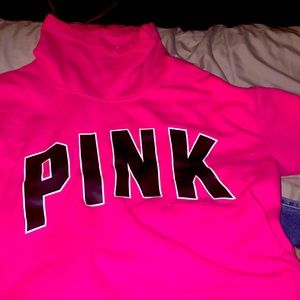 Long sleeve turtle neck pullover